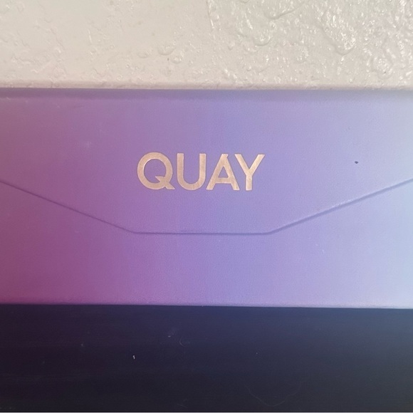 QUAY After Hours Bevel Polarized Crystal Black Smoke Sunglasses With Case - Picture 4 of 7